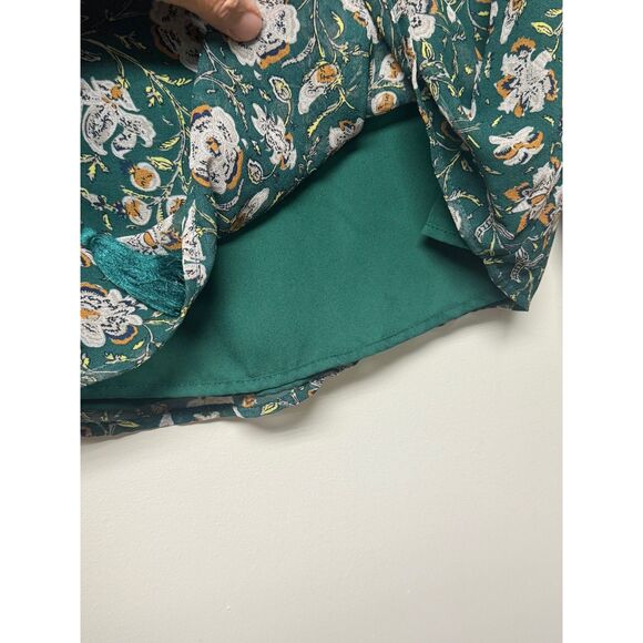 ALLISON NEW YORK Emerald Green Floral Print Tassel Tie Blouse, Sz S - Picture 6 of 12